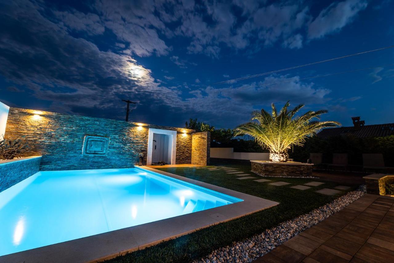 Villa Sunset Pool & Spa Apartments Zgornje Skofije Extérieur photo