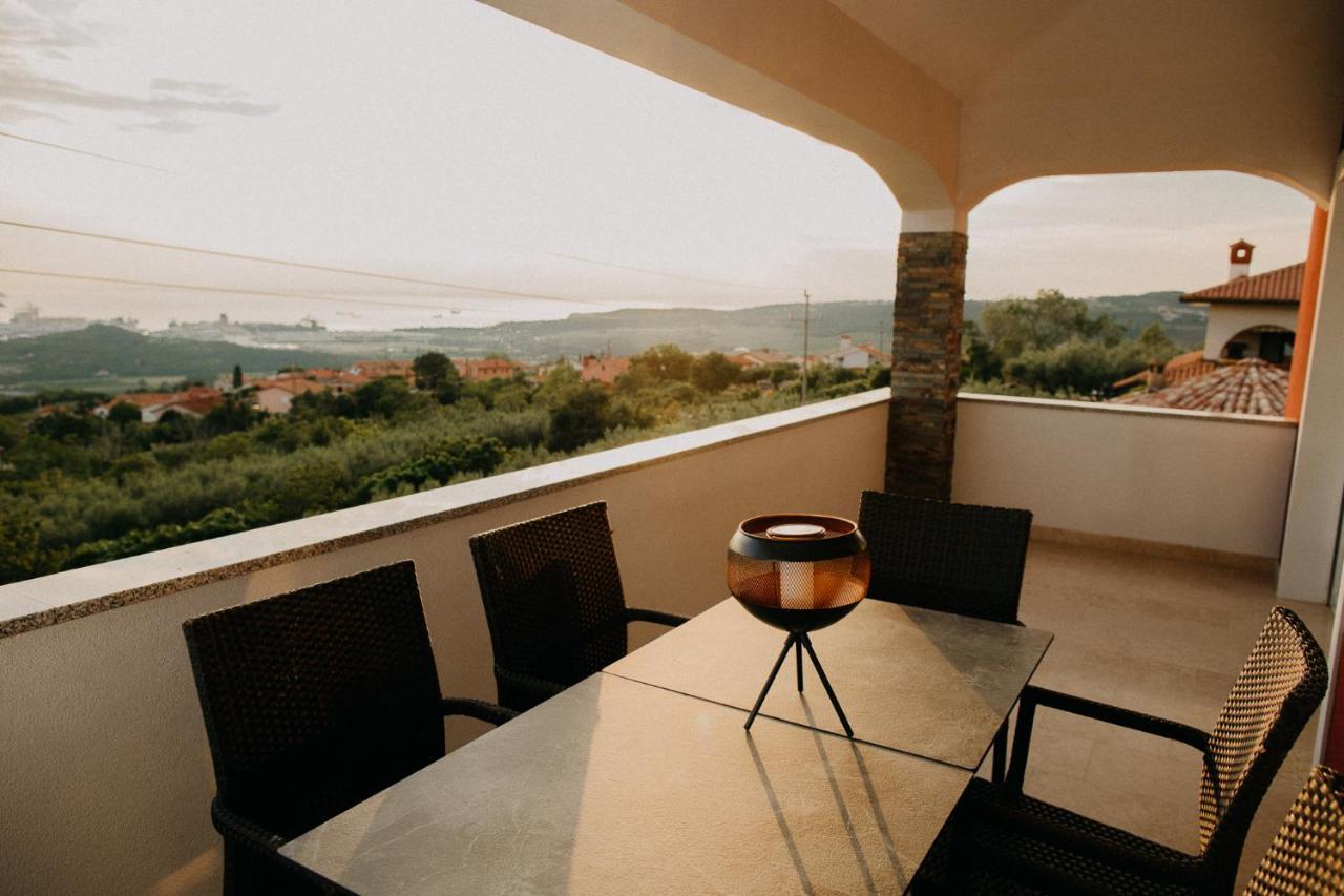Villa Sunset Pool & Spa Apartments Zgornje Skofije Extérieur photo
