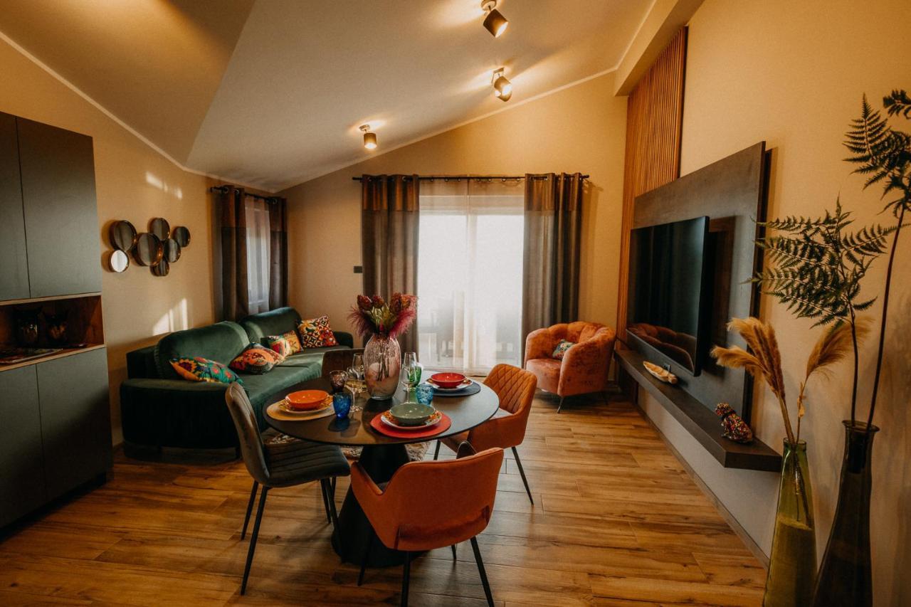 Villa Sunset Pool & Spa Apartments Zgornje Skofije Extérieur photo