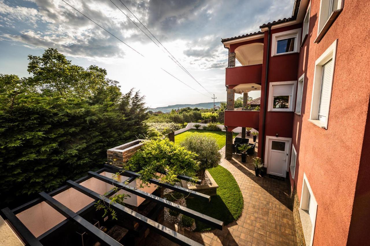 Villa Sunset Pool & Spa Apartments Zgornje Skofije Extérieur photo