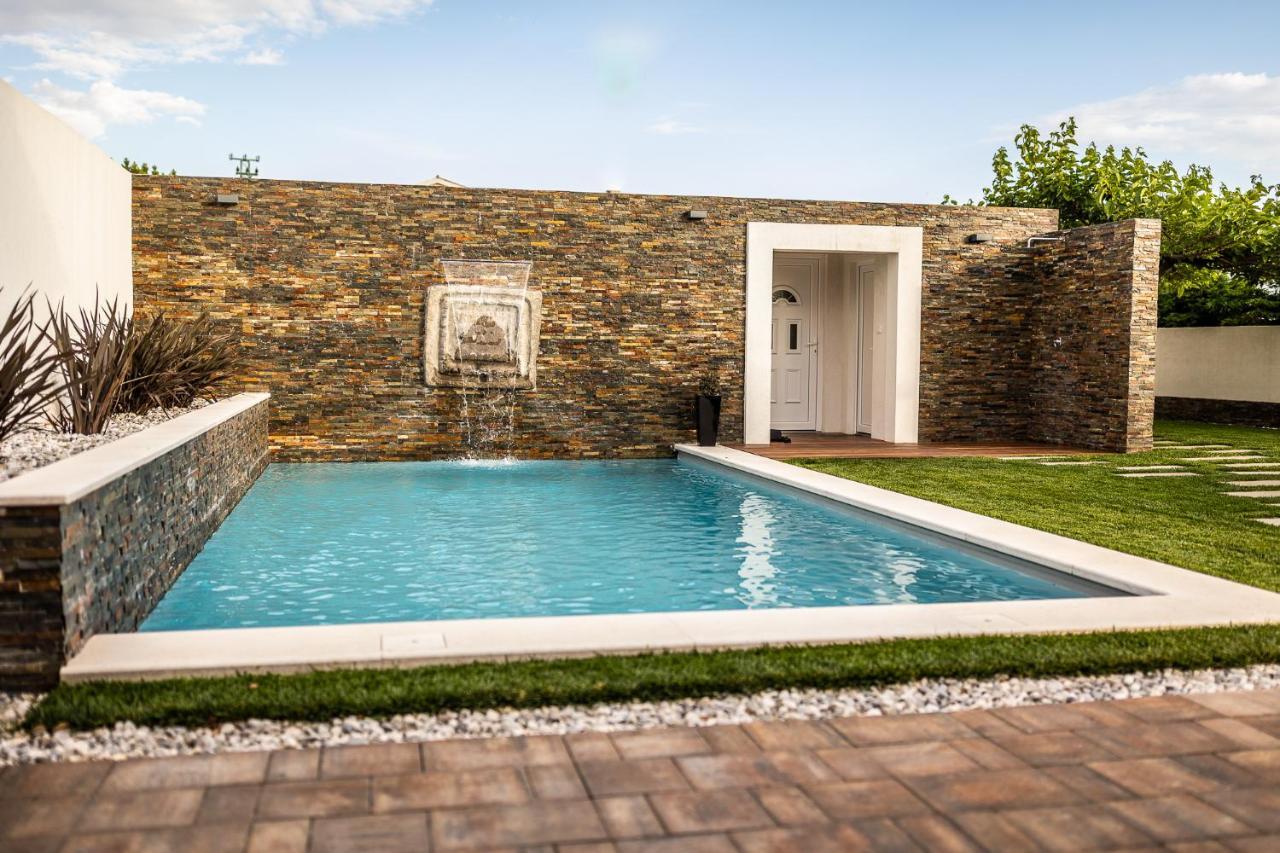 Villa Sunset Pool & Spa Apartments Zgornje Skofije Extérieur photo